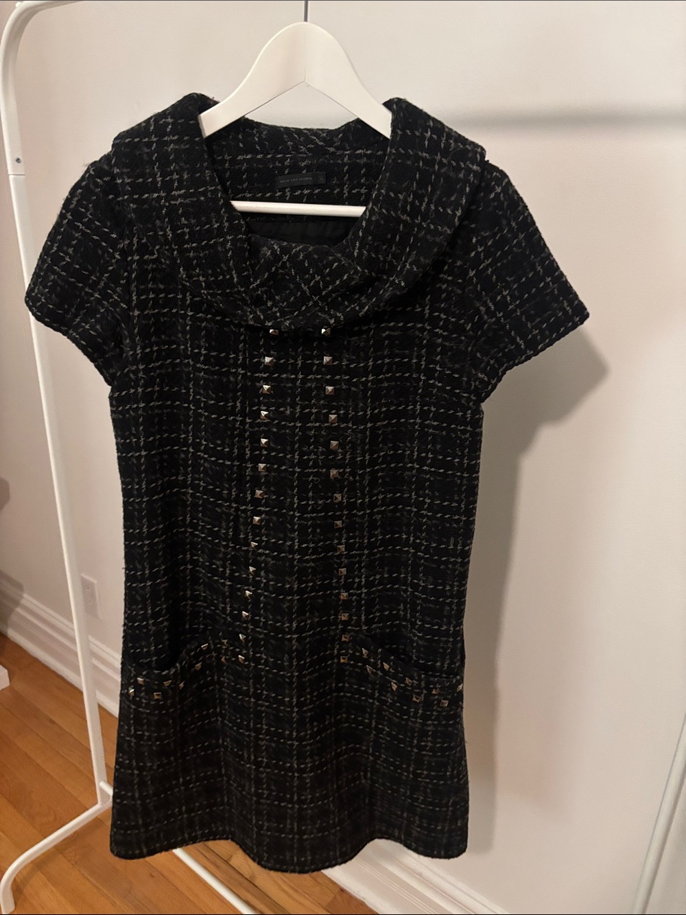 Black Tweed Short-Sleeve Mini Dress with Cove Collar
